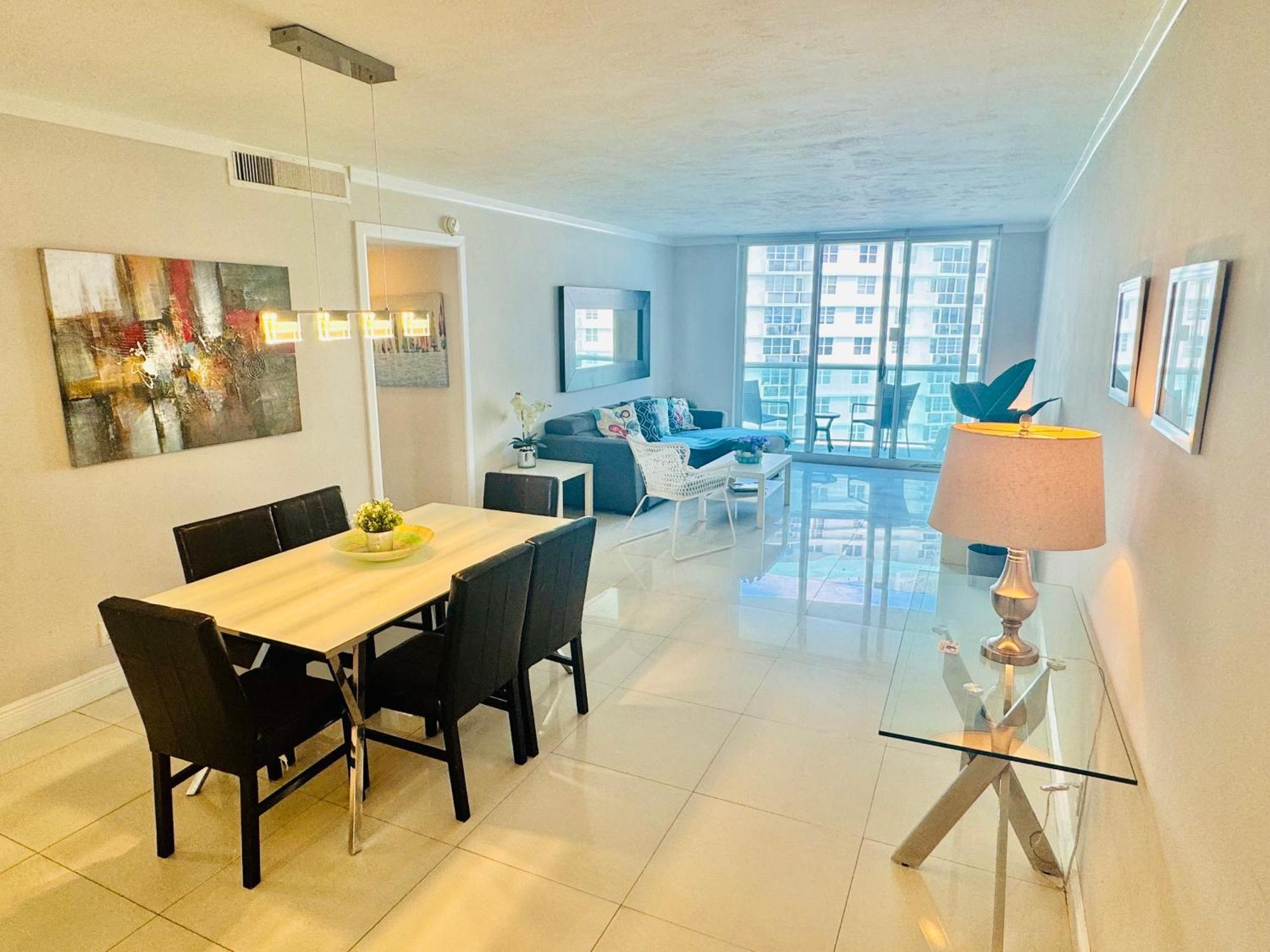 The Tides Condo On Hollywood Exterior foto