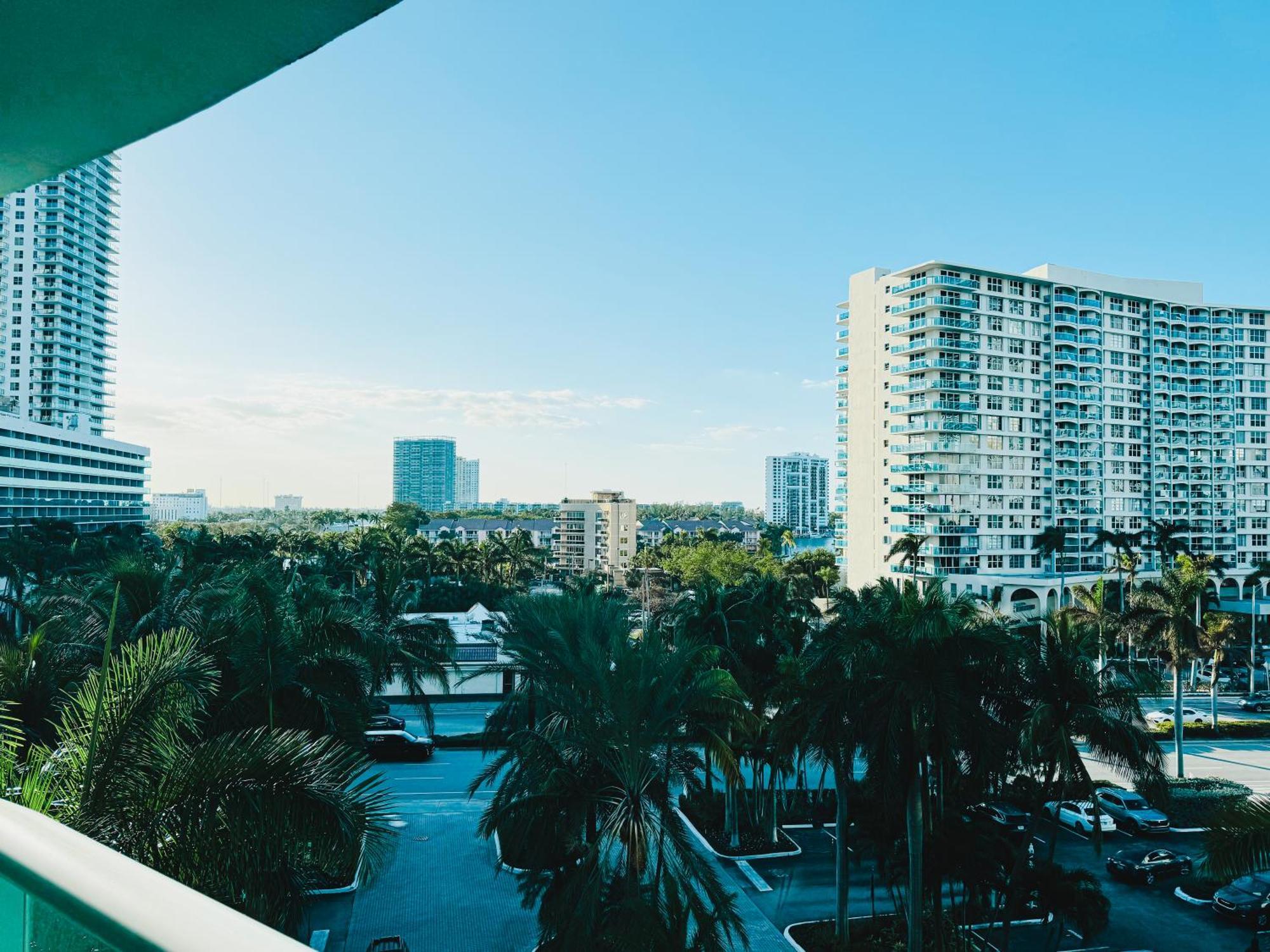 The Tides Condo On Hollywood Exterior foto